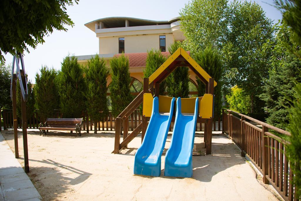 Apart Hotel Apolonia Palace Sinemoretz Exterior photo