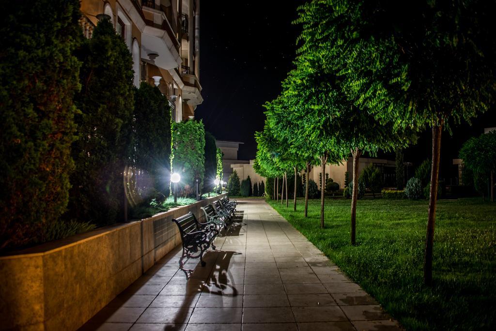 Apart Hotel Apolonia Palace Sinemoretz Exterior photo